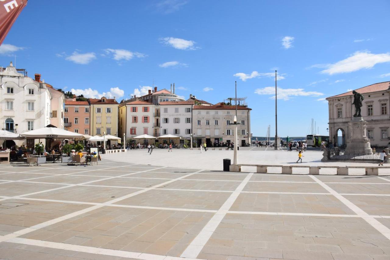 Apartments Rosso Piran. Exterior photo